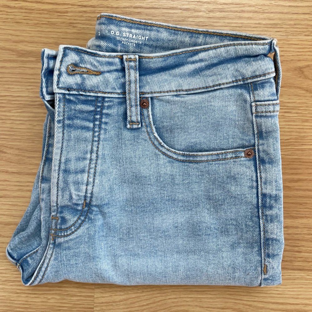 Old Navy High Rise O.G Straight Extra Stretch Jeans Ripped - Picture 5 of 5